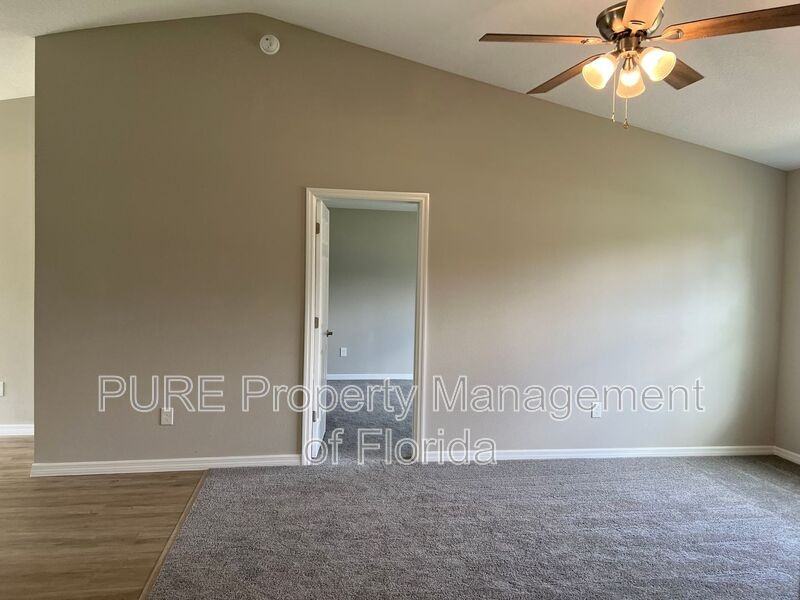 36 Elm Rd - Photo 3 of 29