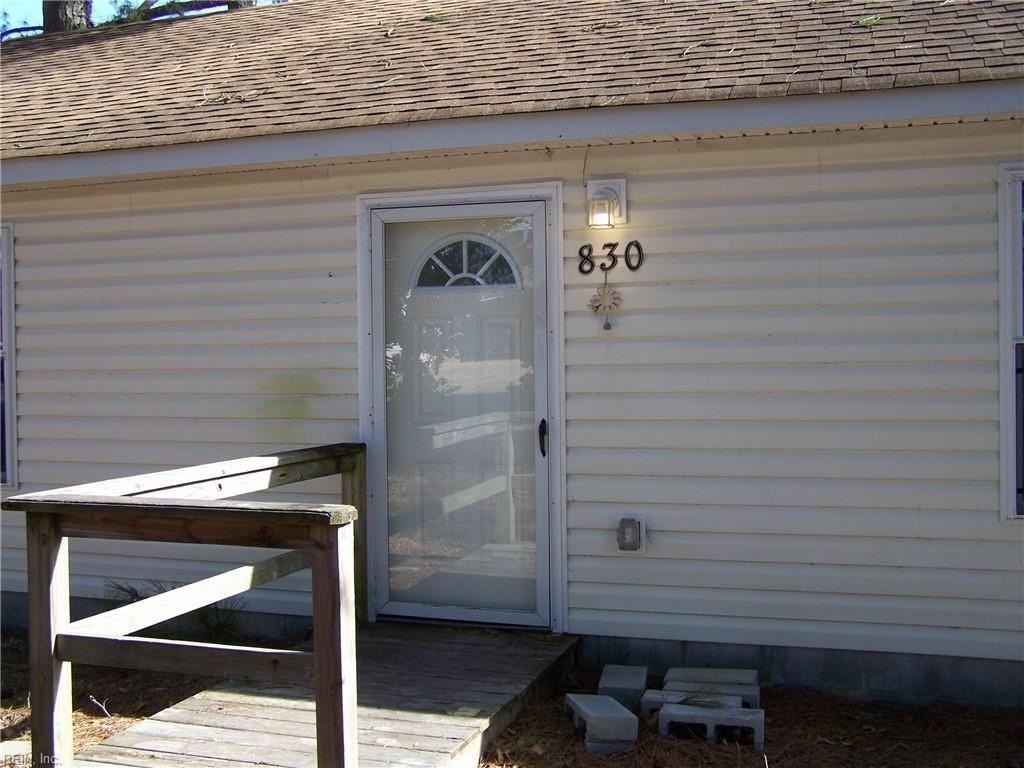 830 Rebecca St - Photo 3 of 10