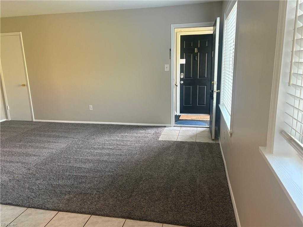 913 Pacific Ave #A - Photo 3 of 19