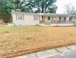 featured image of 1001 Blythewood Ln