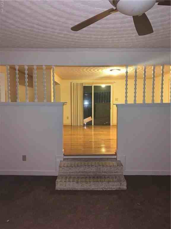 1001 Blythewood Ln - Photo 5 of 11