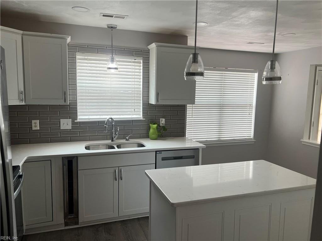 100 Hillside Ave - Photo 7 of 24