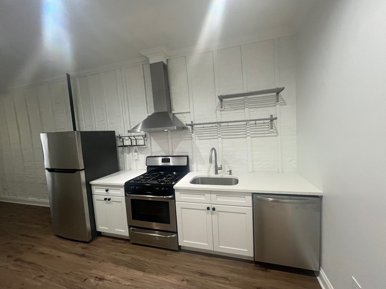 313 Stockholm St Apt 1l #1L - Photo 3 of 17