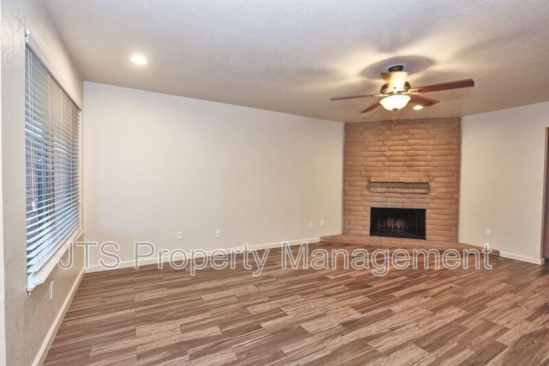 8130 Sunrise East Way - Photo 7 of 50