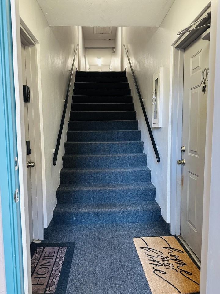 9875 Pineapple Tree Dr #205 - Photo 4 of 28