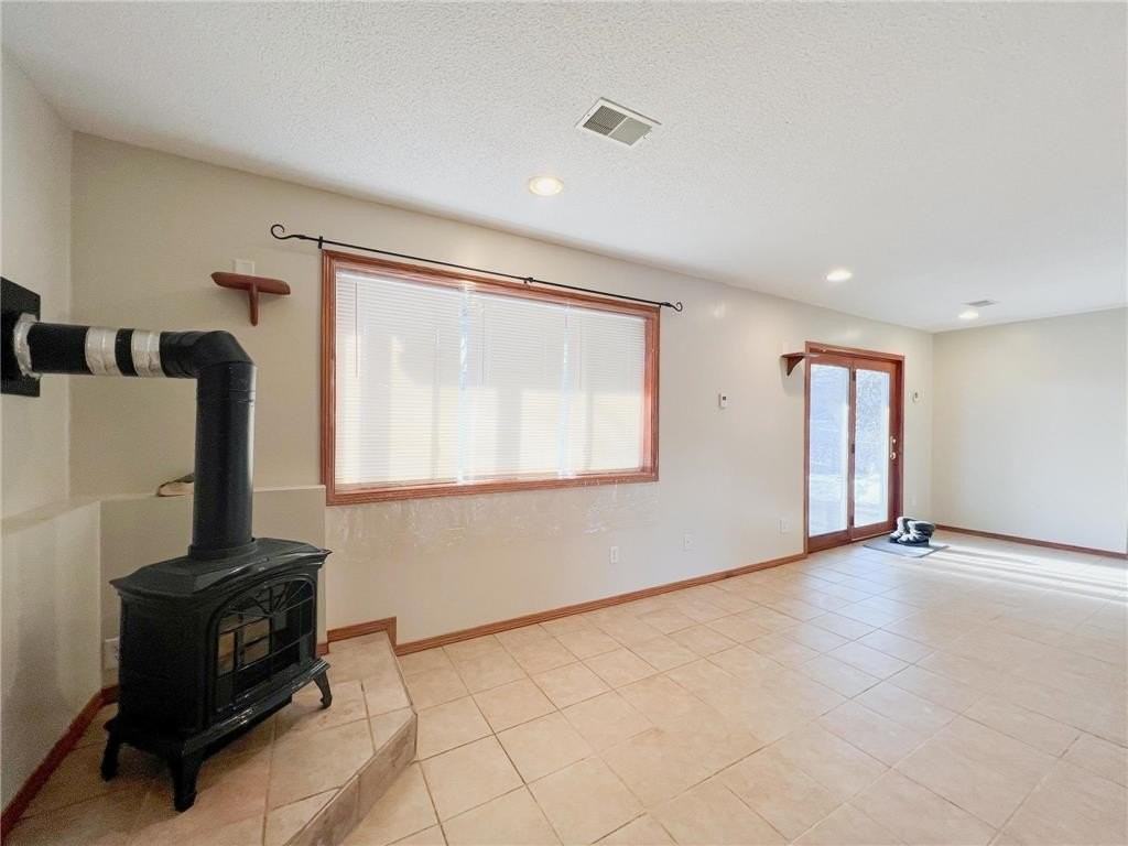 11331 W River Rd - Photo 3 of 14