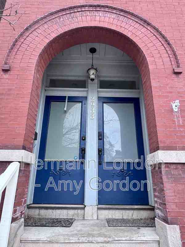 2933 Victor St - Photo 2 of 28