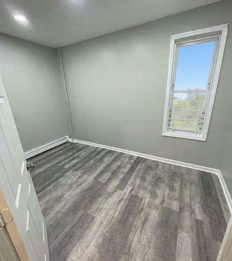 367 Morris Ave #1 - Photo 4 of 6