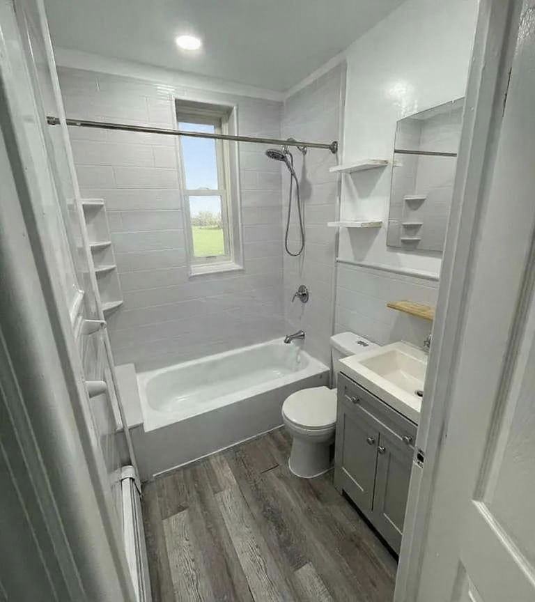 367 Morris Ave #1 - Photo 5 of 6