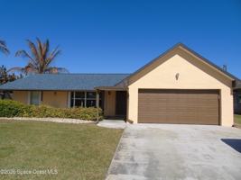 featured image of 450 Roosevelt Ave