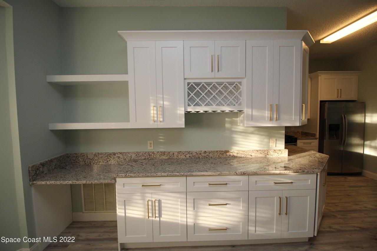 817 Potomac Dr - Photo 7 of 18