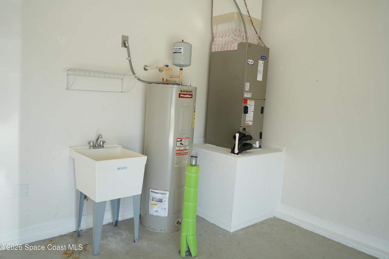 3882 Manitoba Way - Photo 3 of 20