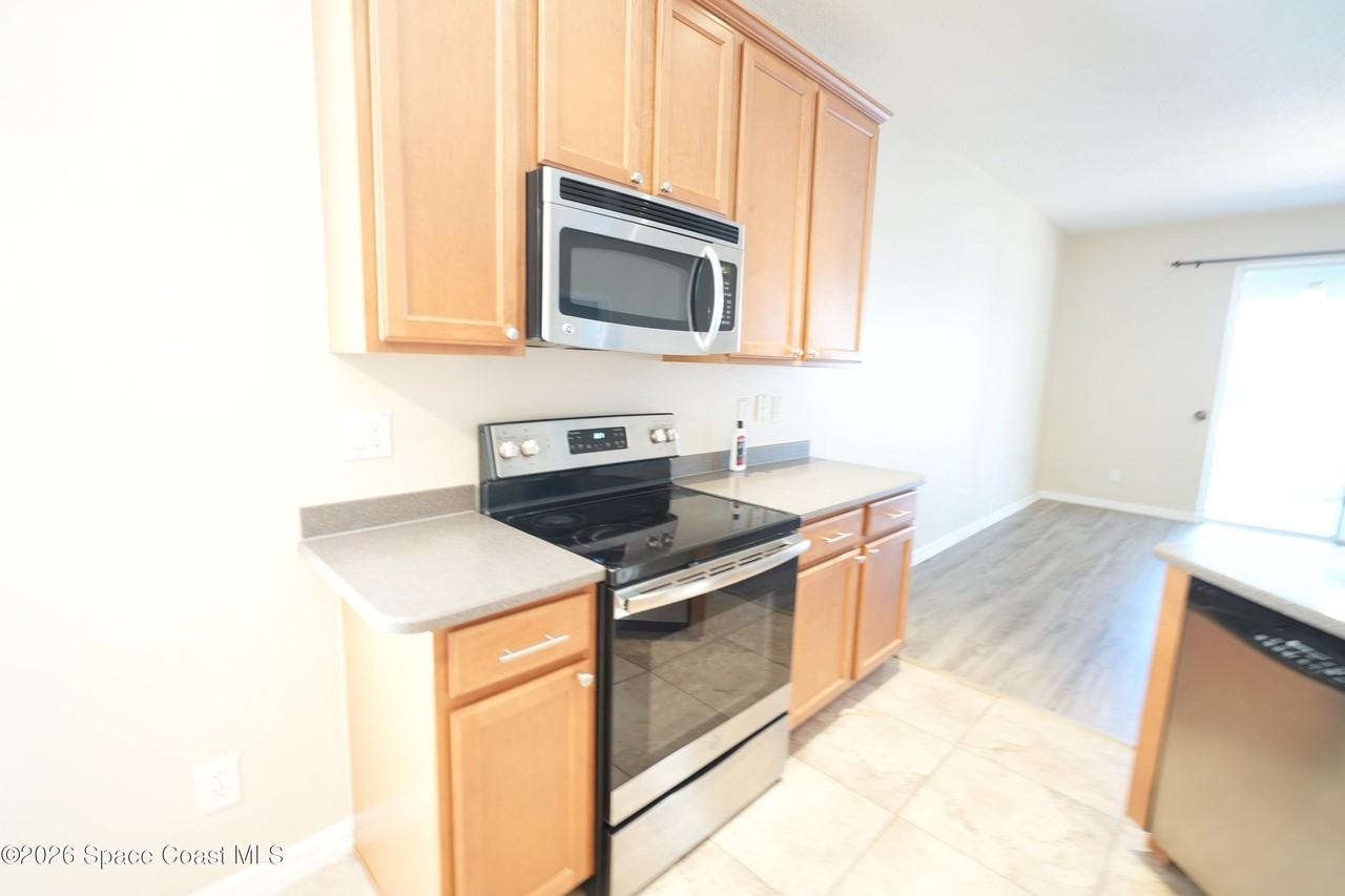 3882 Manitoba Way - Photo 6 of 20