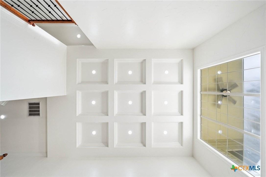 3107 Sweetwater Cv - Photo 7 of 34