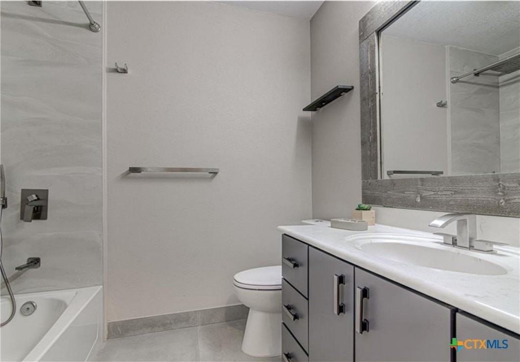 1905 Moonlight Dr - Photo 7 of 16