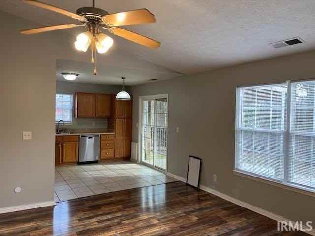 3613 Harvard Ct - Photo 4 of 4