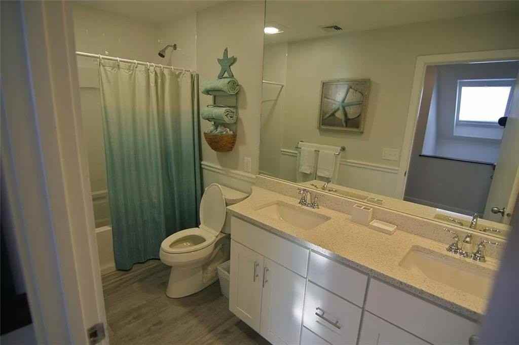 70 Houston Ave Unit 70 #70 - Photo 7 of 13