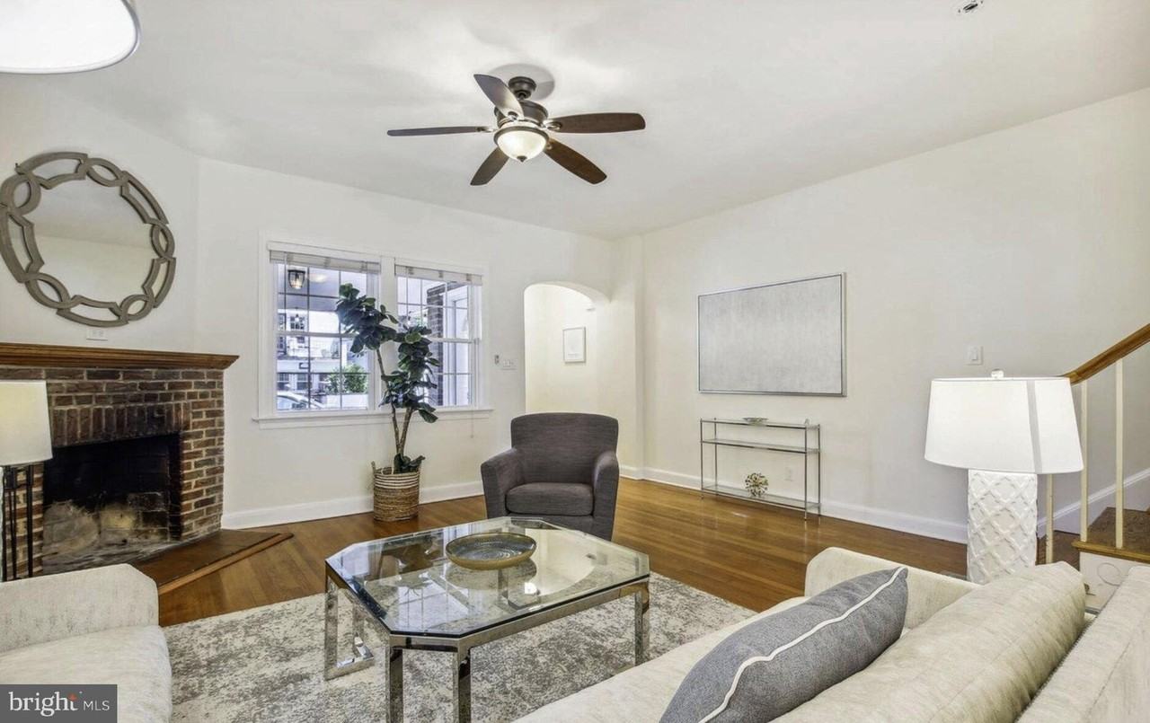 1770 Hobart St Nw - Photo 3 of 26