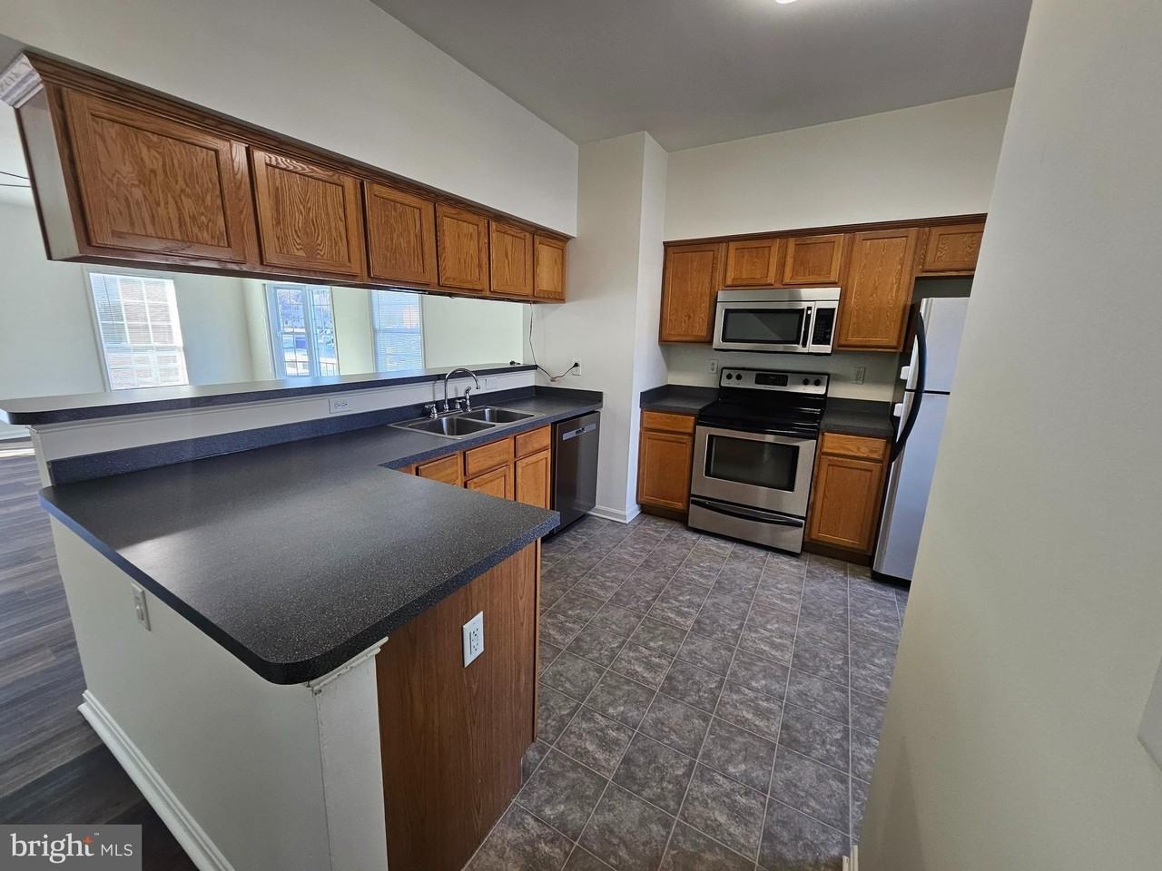 89 Bay Hill Ln - Photo 7 of 42