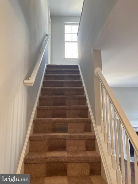 25 Sir Thomas Ln - Photo 6 of 34