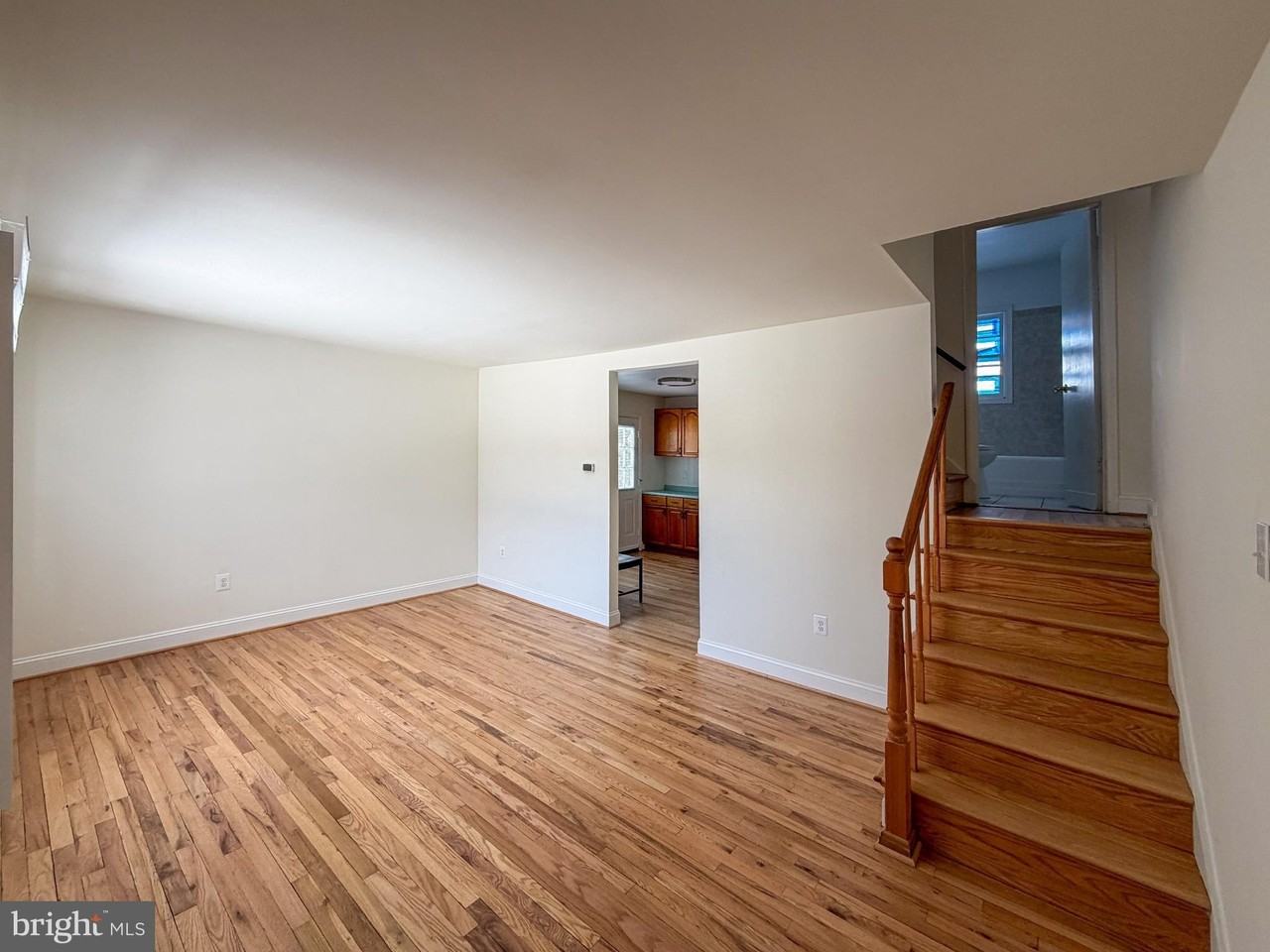 1029 Sharon Dr - Photo 3 of 21