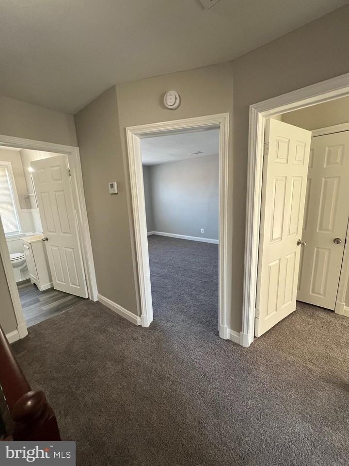 3611 Ravenwood Ave #2 - Photo 3 of 9