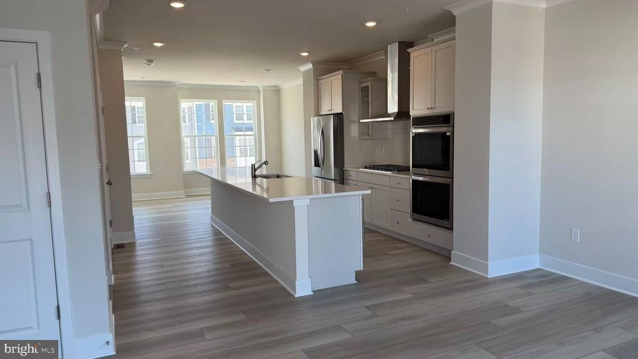 Oxbow Rd - Photo 3 of 26