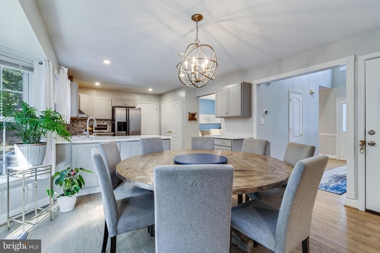 1706 Market St - Photo 6 of 35