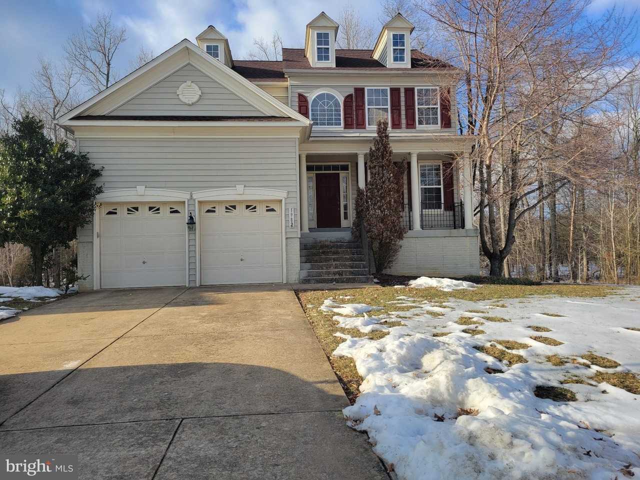 1982 Yorkshire Ct - Photo 2 of 35