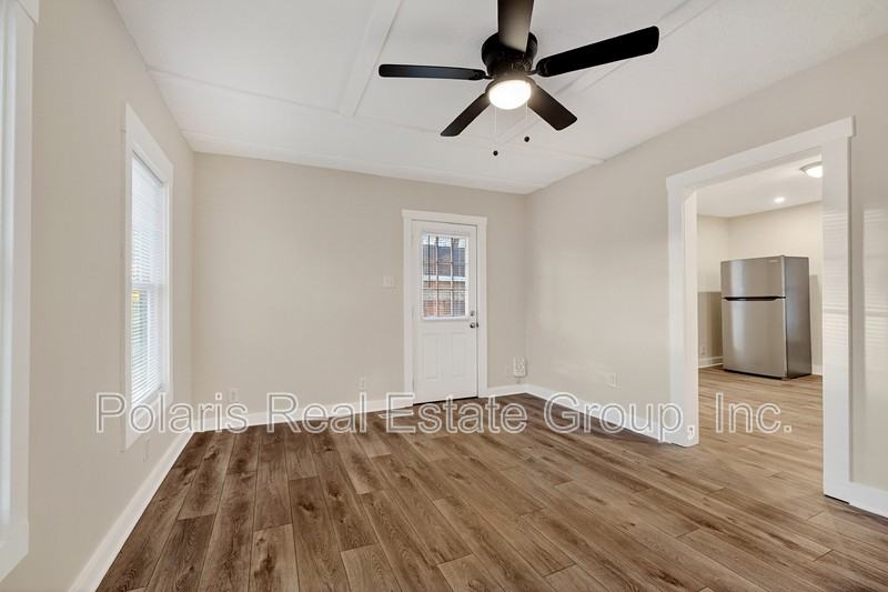 1410 Hannibal St - Photo 5 of 24