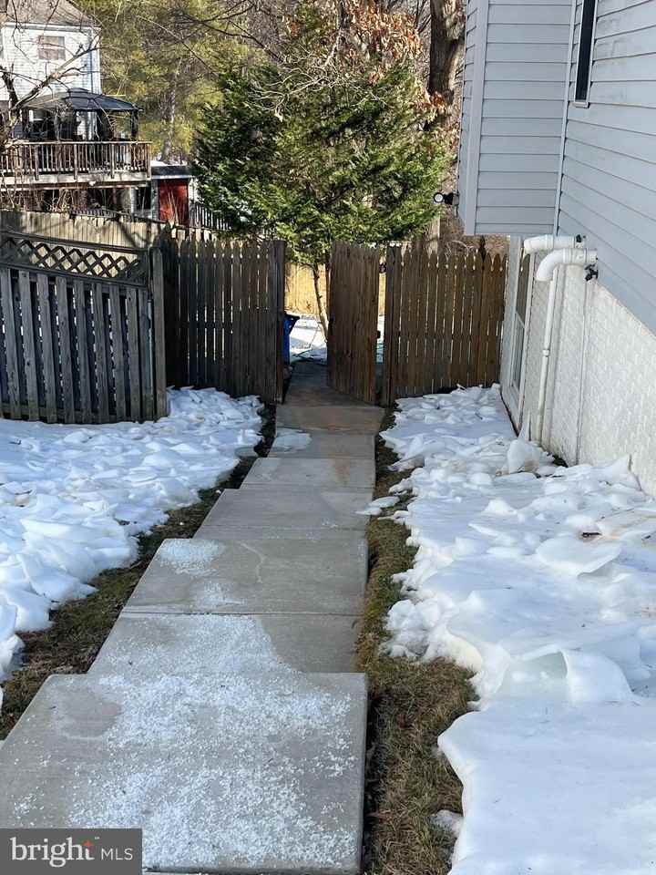 19917 Knollcross Dr - Photo 2 of 12