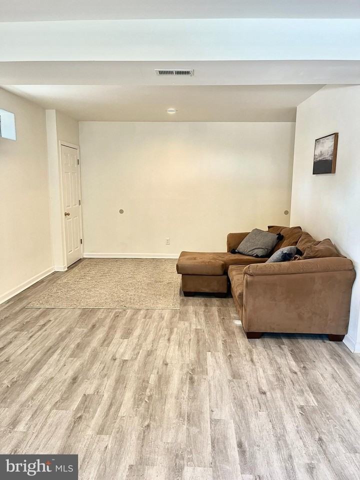 19917 Knollcross Dr - Photo 5 of 12