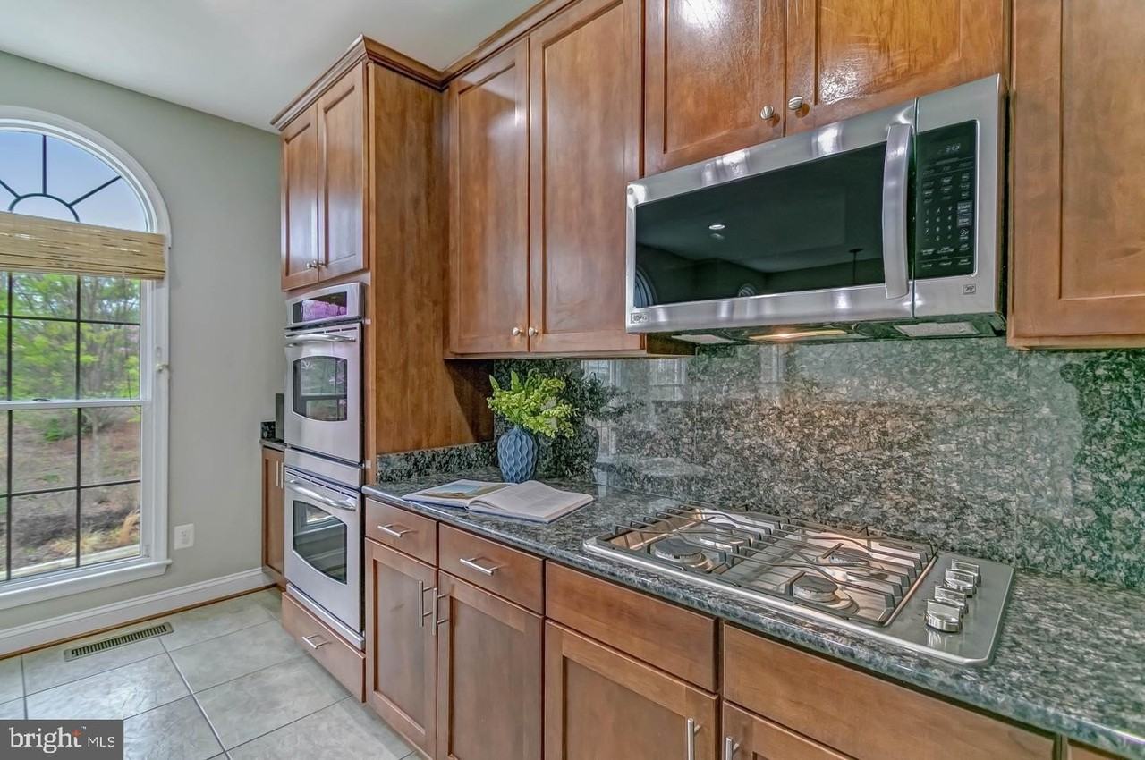 14842 Potomac Corner Ln - Photo 7 of 50