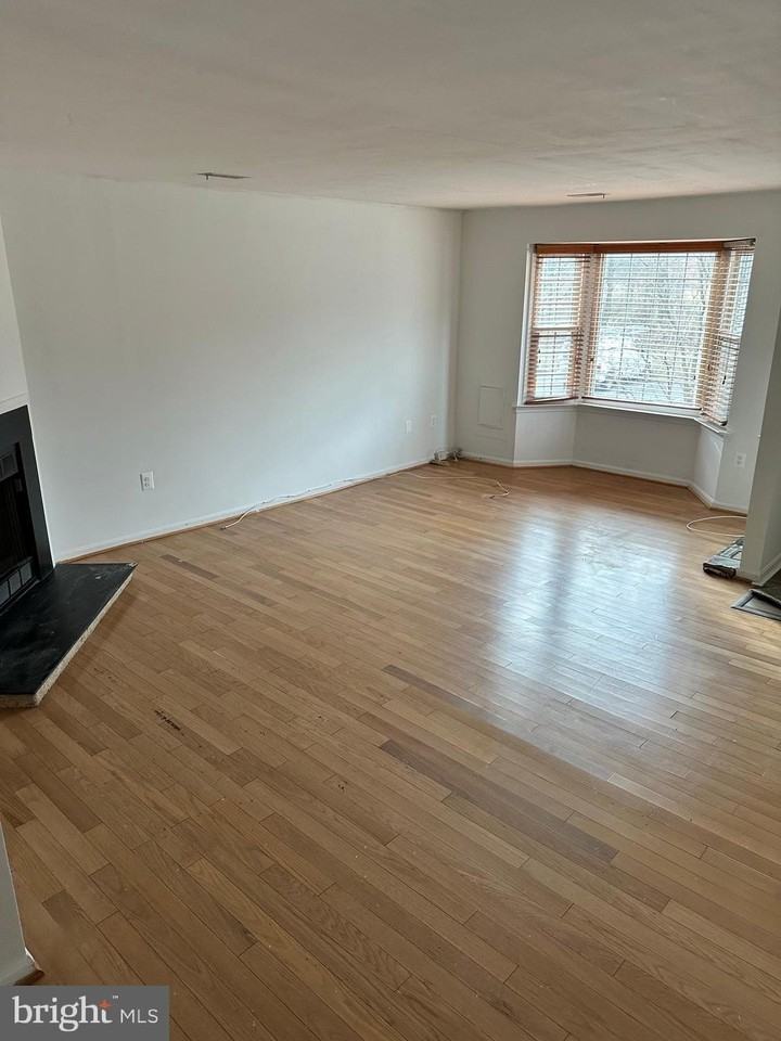 7530 S Arbory Ln Unit 395 #395 - Photo 4 of 21