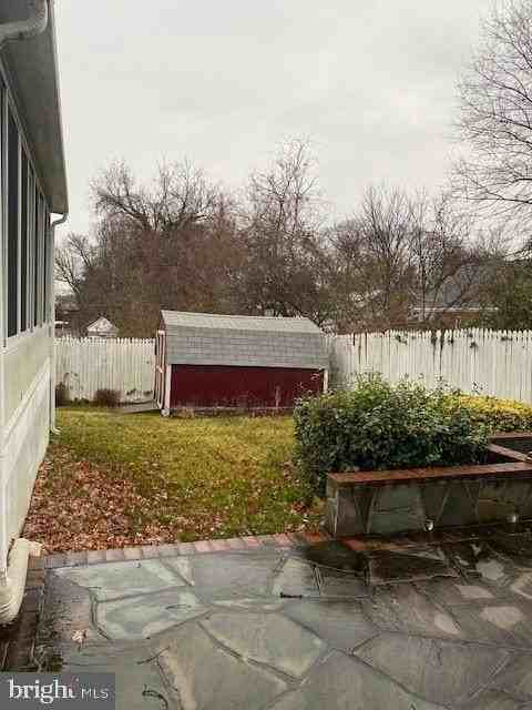 2204 Gaylord Dr - Photo 4 of 41