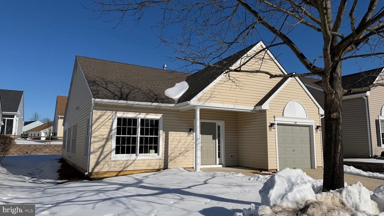 49 Wagon Wheel Ln - Photo 2 of 13