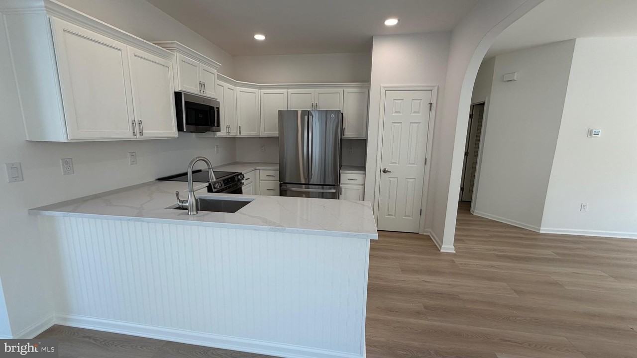 49 Wagon Wheel Ln - Photo 5 of 13