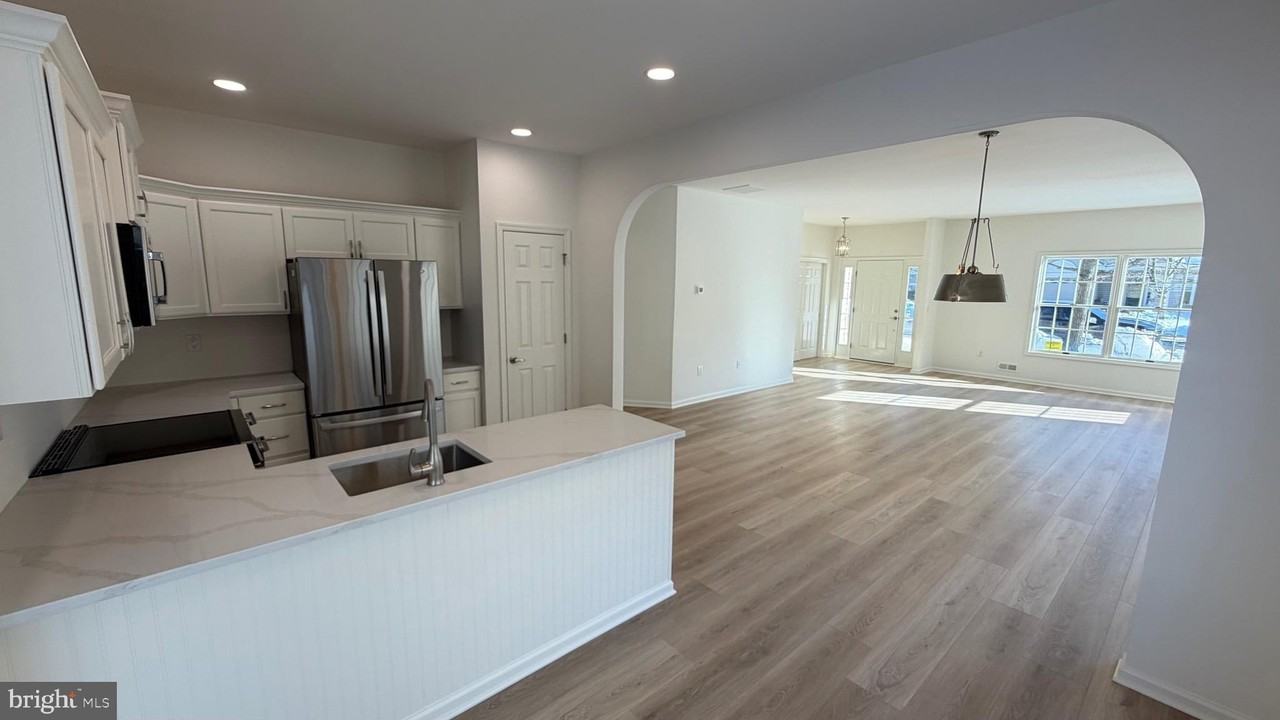 49 Wagon Wheel Ln - Photo 6 of 13