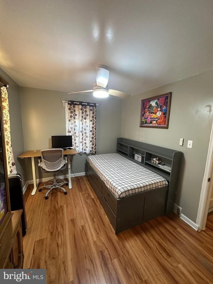 102 Philmar Ave - Photo 5 of 10