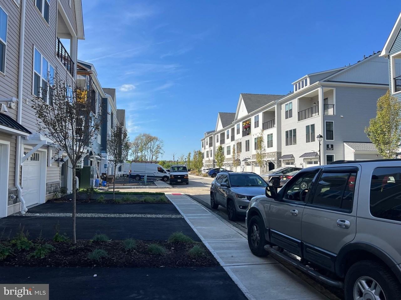 10106 Donatello Dr - Photo 4 of 18