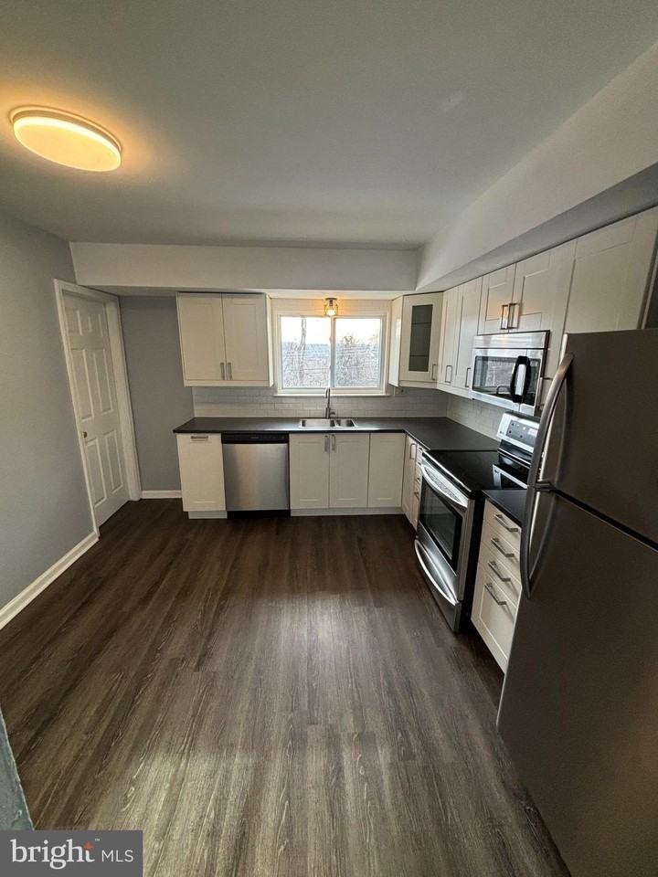 45 Penn Ave - Photo 6 of 22