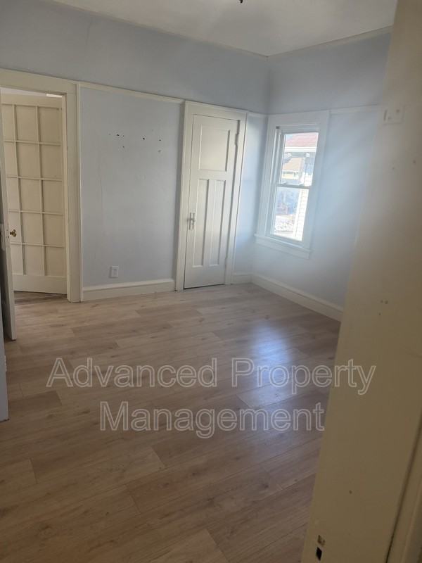 2542 N 50th St #2544 - Photo 5 of 6