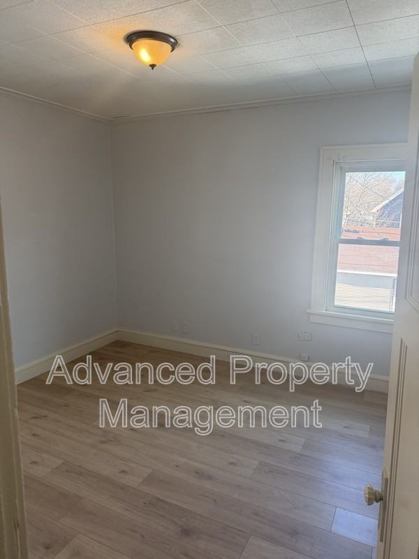 2542 N 50th St #2544 - Photo 6 of 6