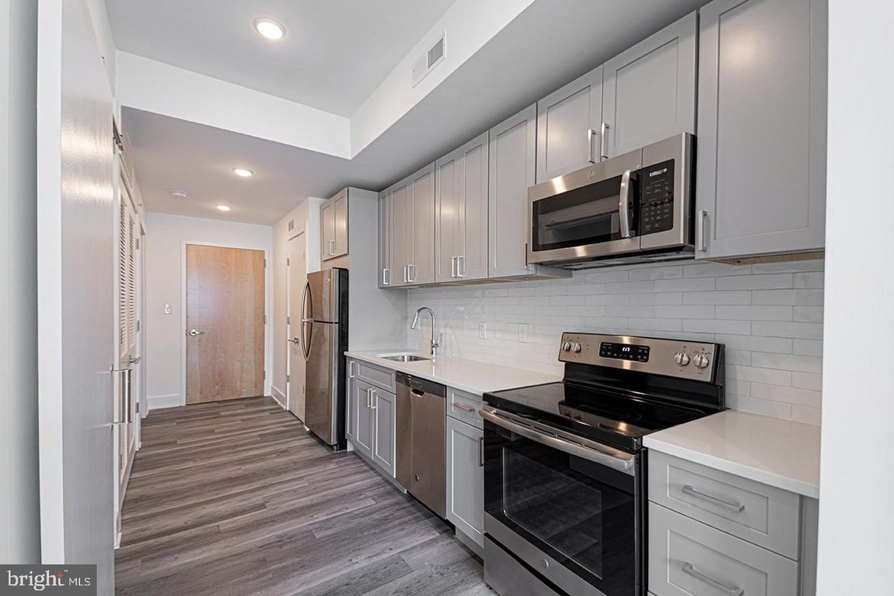 1245 Ridge Ave Apt 308 #308 - Photo 3 of 22