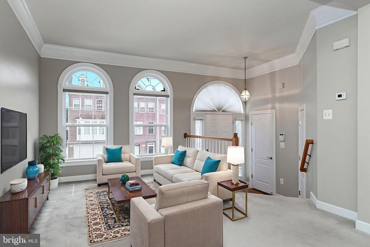 11545 Cavalier Landing Ct - Photo 3 of 17