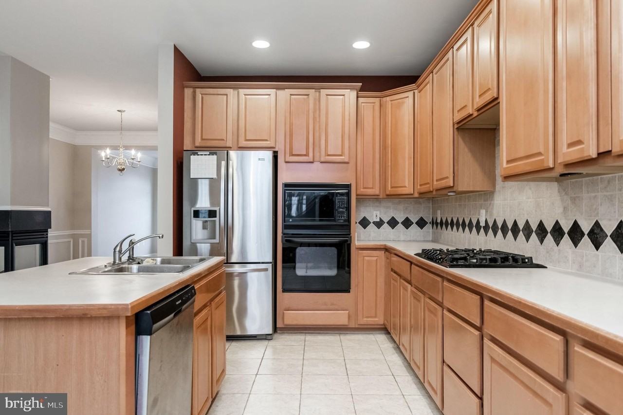 11545 Cavalier Landing Ct - Photo 7 of 17