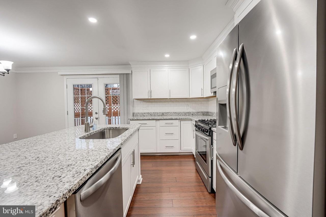 3206 SHAW Court - Photo 6 of 29