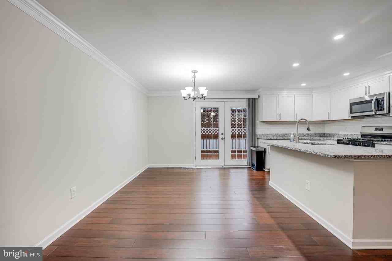 3206 SHAW Court - Photo 7 of 29