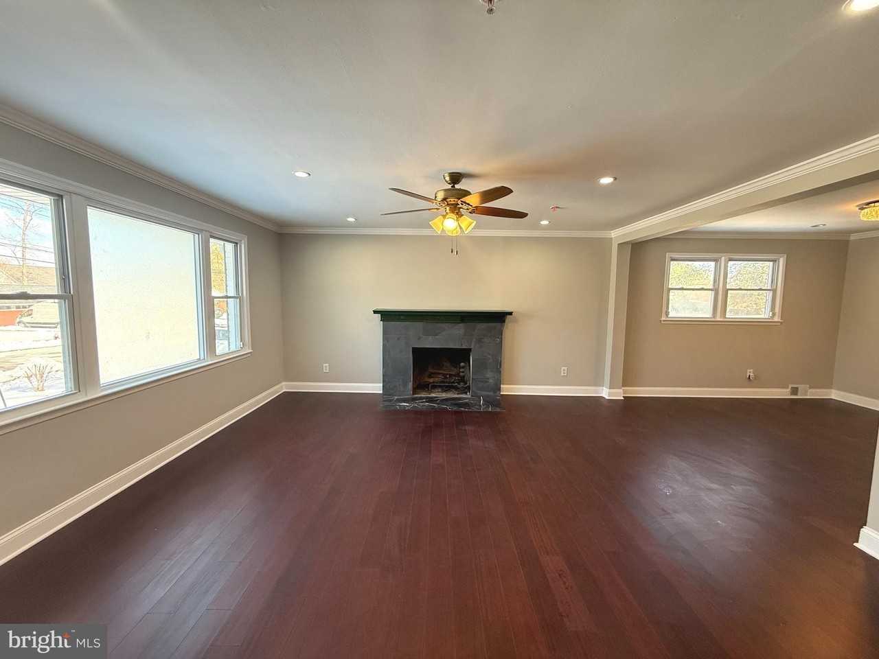 7419 Farnum St - Photo 7 of 28