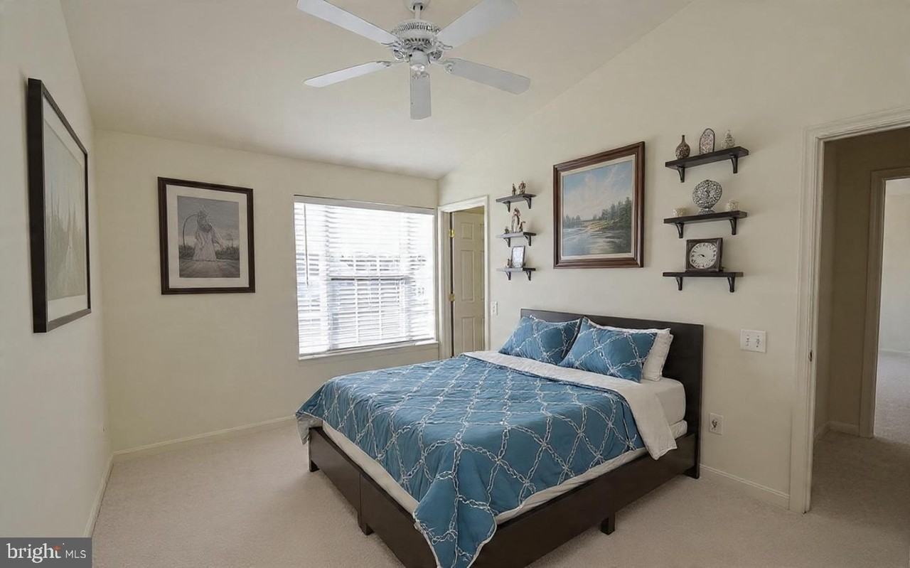 45460 Conductor Ter Unit 300 #300 - Photo 6 of 17